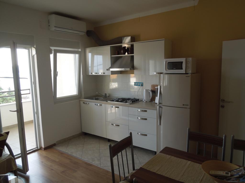 Apartments Meleh ツリクヴェニツァ 部屋 写真