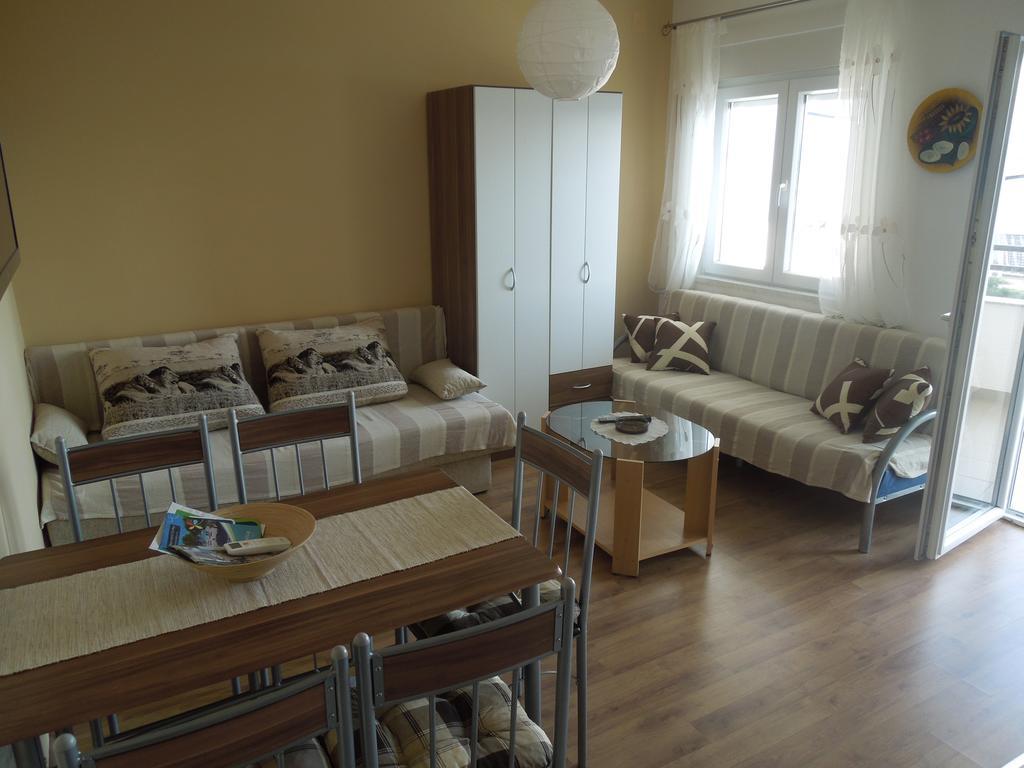 Apartments Meleh ツリクヴェニツァ 部屋 写真